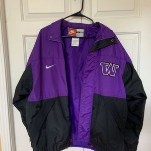 NIKE UNIVERSITY OF WASHINGTON HUSKIES JACKET